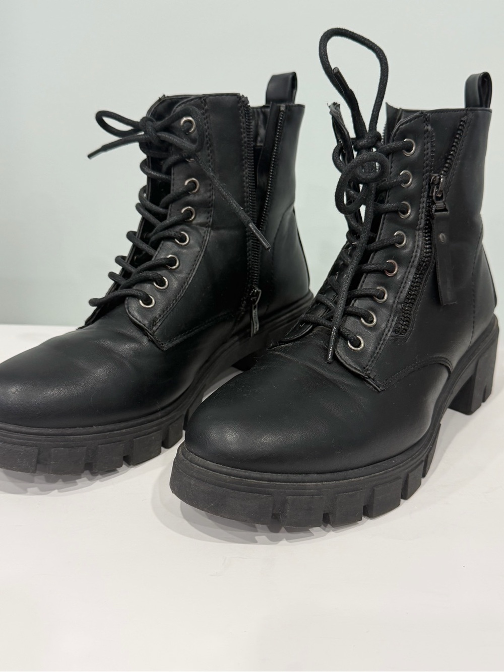 Wanted Black Lace-Up Lug Sole Combat Boots size 7 (1/2)